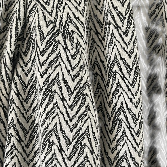 CATO Woman Black and White Chevron Blazer size 18/20W - Picture 4 of 12